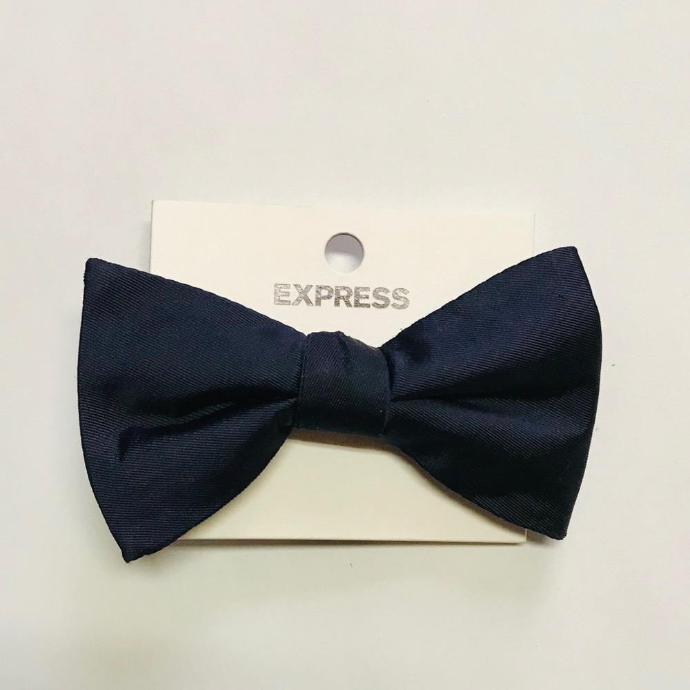 Navy Express Bow-Tie
